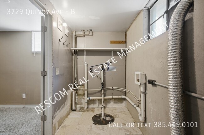 Building Photo - 3729 Quincy Ave