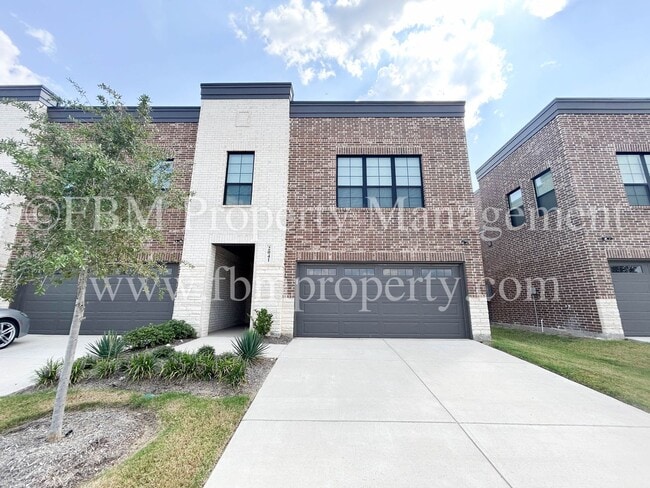 Primary Photo - 2041 Layla Dr