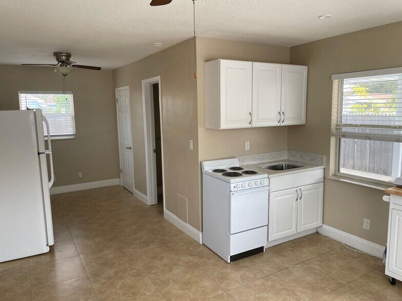 Kitchen and back of unit - 3815 1st Avenue North