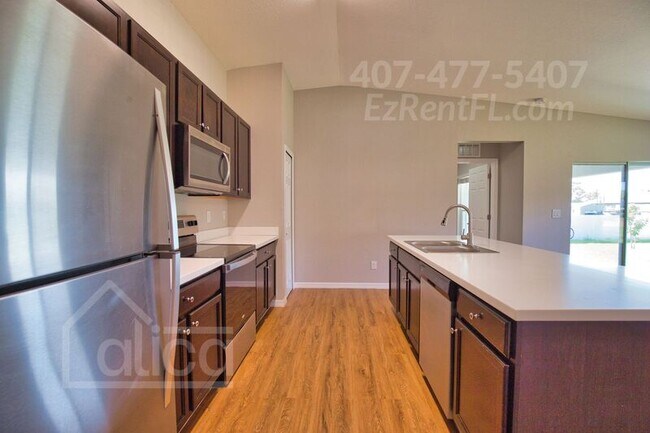 Building Photo - 2803 11th St SW