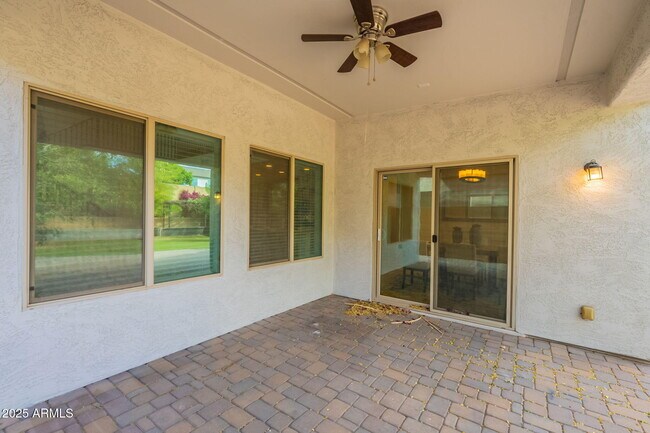 Building Photo - 1634 W Red Bird Rd