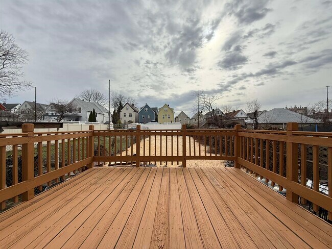 Building Photo - 136 W 31st St