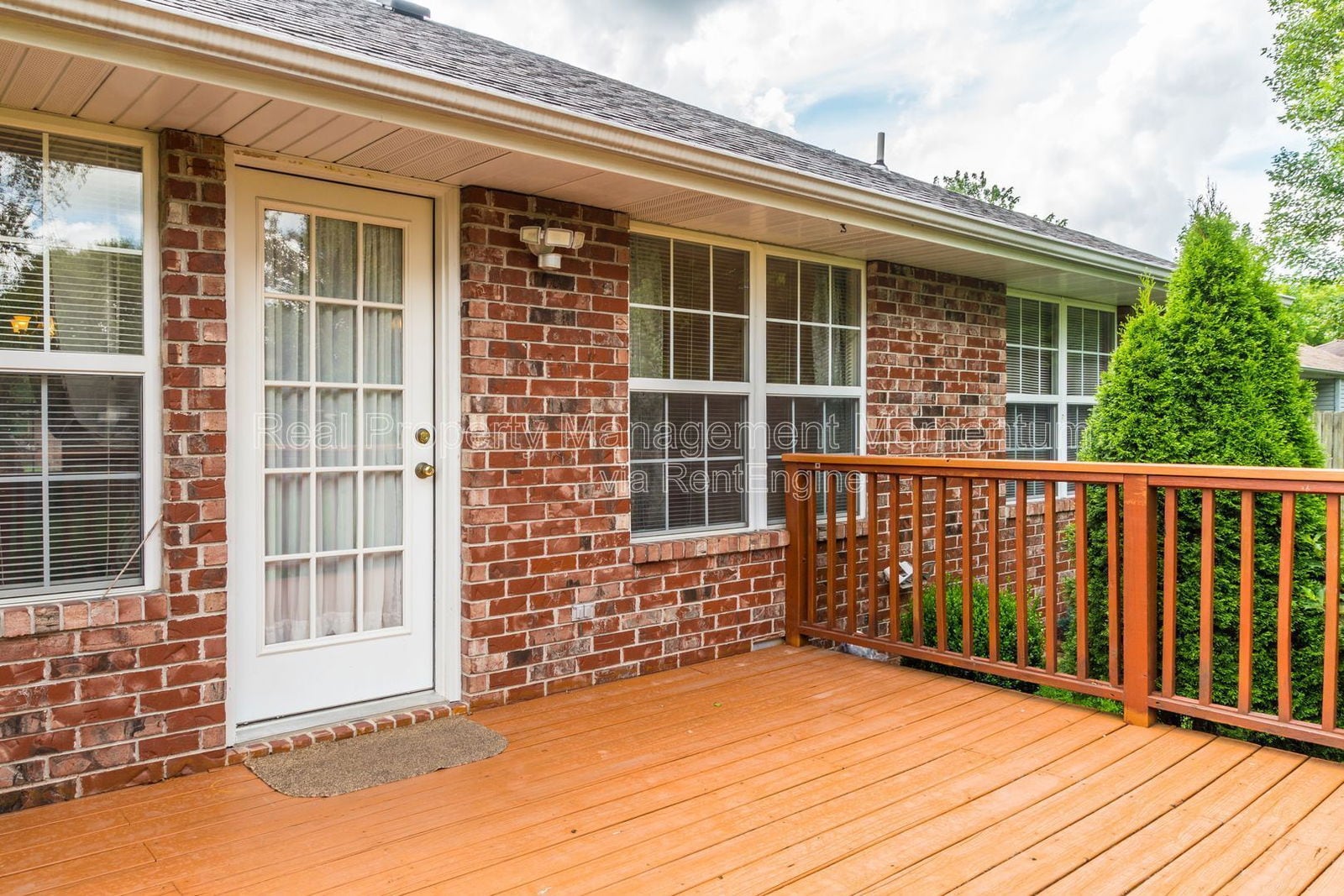 Building Photo - 3531 Leawood Ave