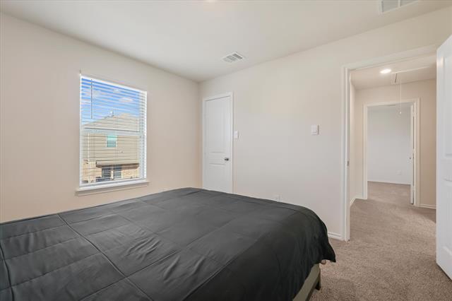 Building Photo - 3329 Watterson Wy