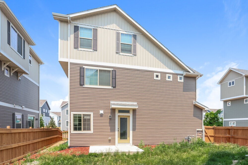 Building Photo - 17900 East 106th Avenue