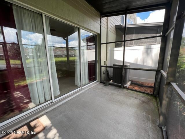 Building Photo - 7499 Scarlet Ibis Ln