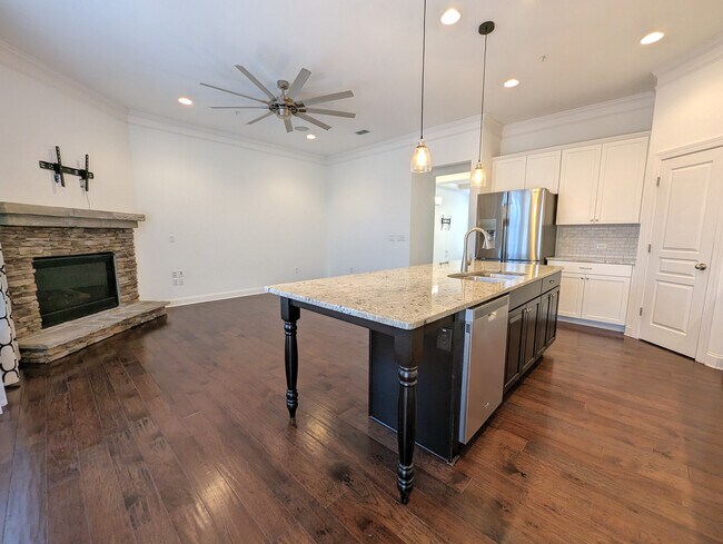 Building Photo - 146 Brindle Ln