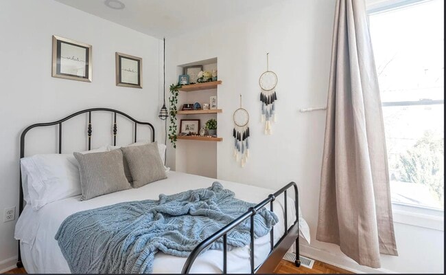 Building Photo - 148.5 Union St