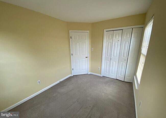 Building Photo - 46333 Haven Terrace