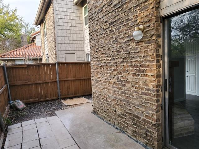 Building Photo - 897 Dublin Dr
