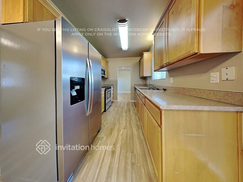 Building Photo - 28232 27th Ave S