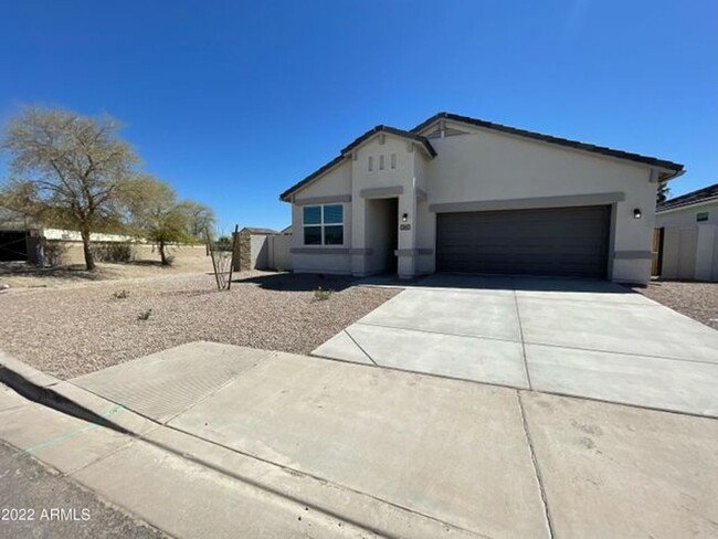 Building Photo - Brand NEW 3 Bed/2Bath never in Crestfield ...