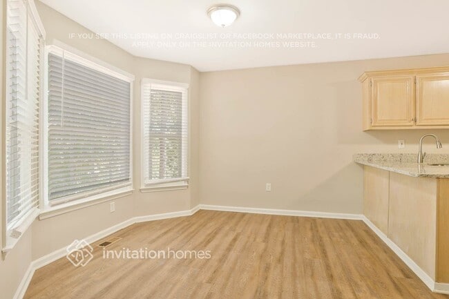 Building Photo - 2447 Doubletree Dr NW