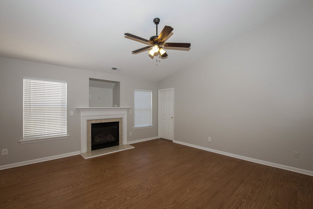 Building Photo - 3012 Deep Cove Dr NW