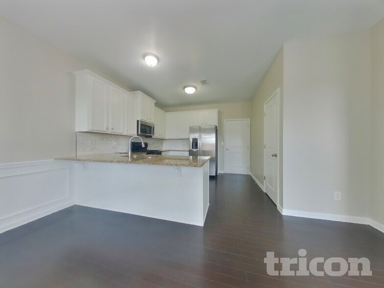 Building Photo - 2377 Proctor Creek Enclave