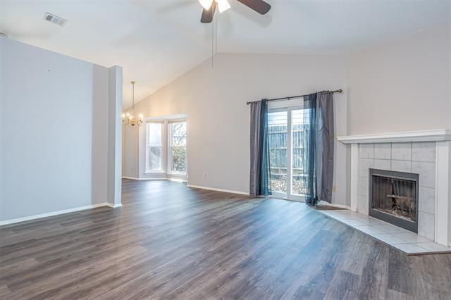 Building Photo - 2911 Forest Creek Dr