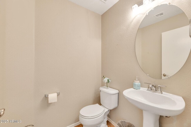 Building Photo - 3510 W Chama Dr