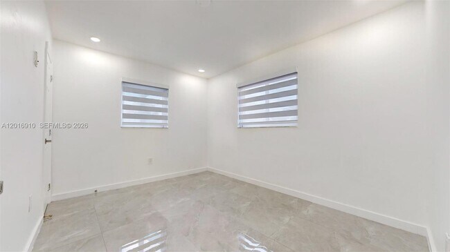Building Photo - 15704 SW 302nd Terrace