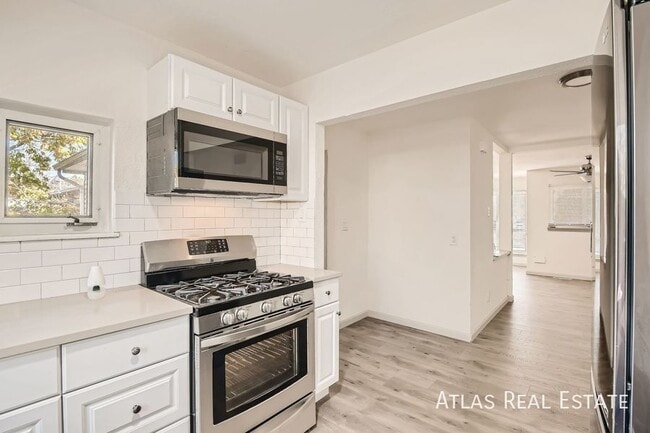 Building Photo - 2365 Fulton St