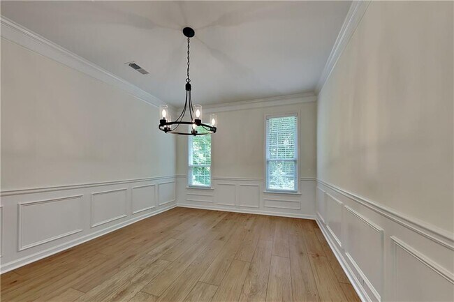 Building Photo - 420 Sable Ct