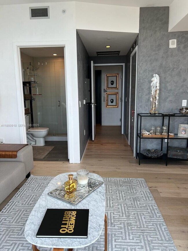 Building Photo - 2900 NE 7th Ave