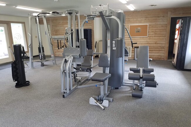 Building Photo - 1029 N Lincoln St