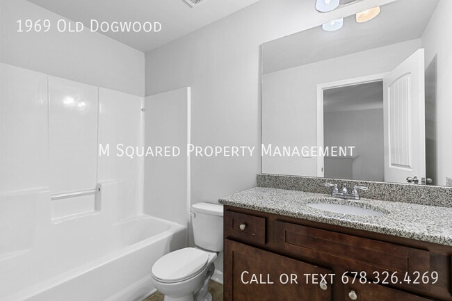 Building Photo - 1969 Old Dogwood