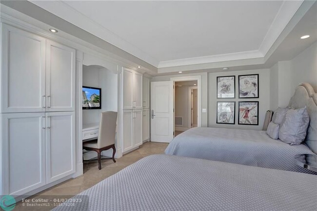 Building Photo - 3750 Galt Ocean Dr