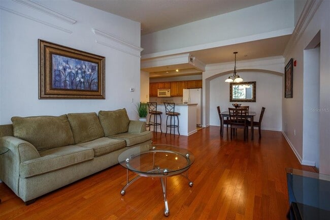 Building Photo - 12020 Villanova Dr