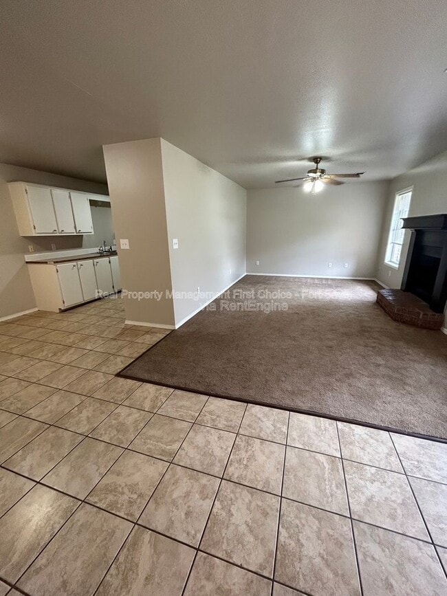 Building Photo - 230 W Gary St