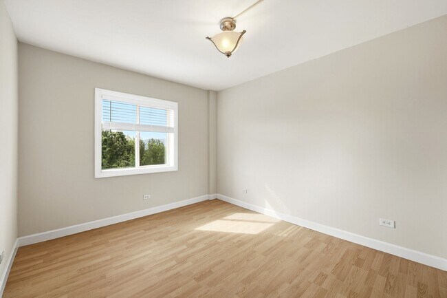 Building Photo - 1800JPA #912