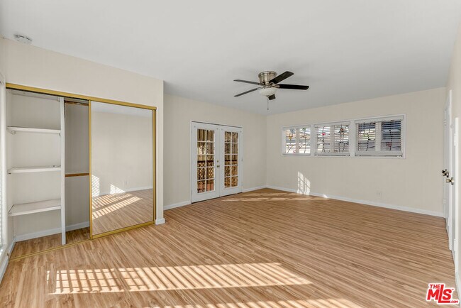 Building Photo - 8905 S Wilton Pl