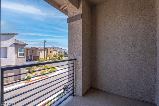 Building Photo - 3302 Viola Hls Ave