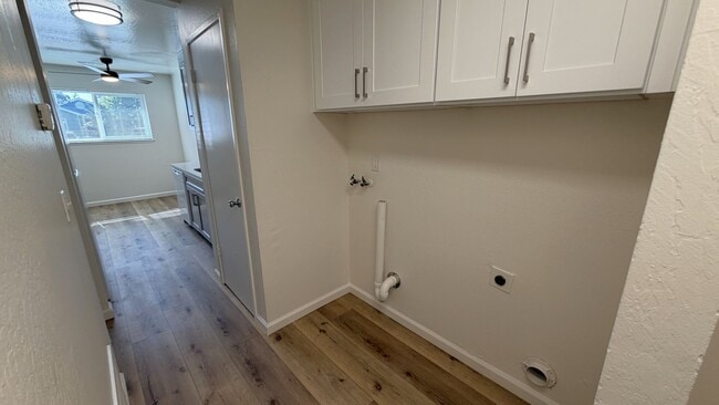 Building Photo - 1680 Barrus Ave