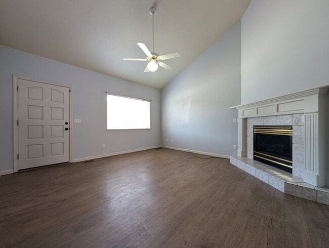 Building Photo - 2752 Chad Dr