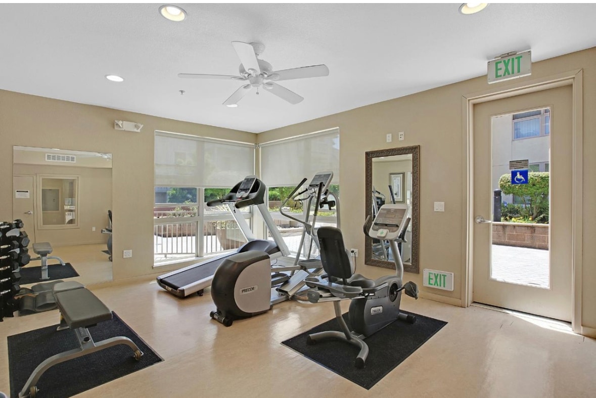 Building Photo - 1488 El Camino Real