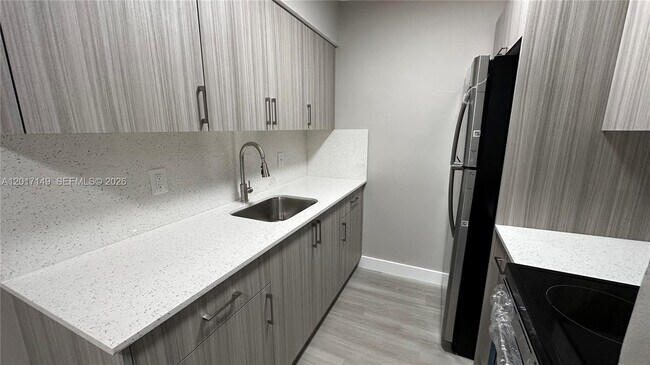 Building Photo - 4101 NW 30th Terrace
