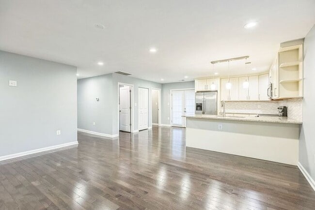 Building Photo - 7367 Gabriel Dr