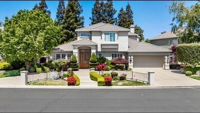 Building Photo - Prestigious Spanish Bay Circle Home in Guard-Gated Brookside