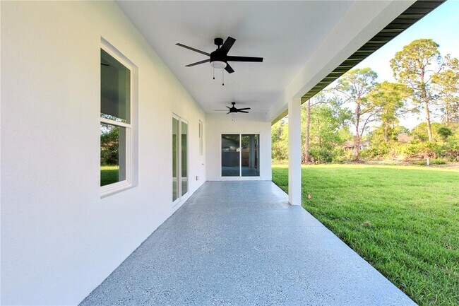 Building Photo - 4000 Garienda Ave