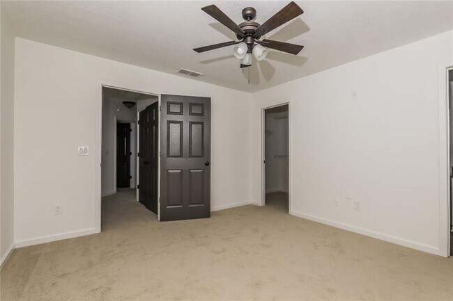 Building Photo - 2555 Flat Shoals Rd
