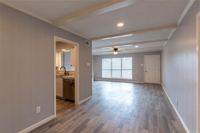 Building Photo - 7611 Dentcrest Dr