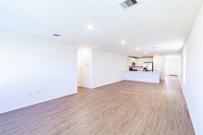 Building Photo - 7351 Gorrion Dr