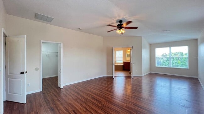 Building Photo - 806 Lost Grove Cir