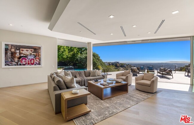 Building Photo - 1895 Rising Glen Rd