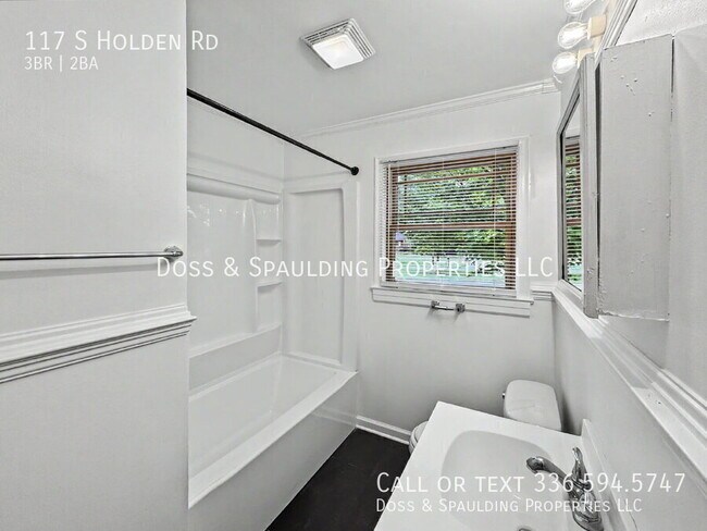 Building Photo - 117 S Holden Rd