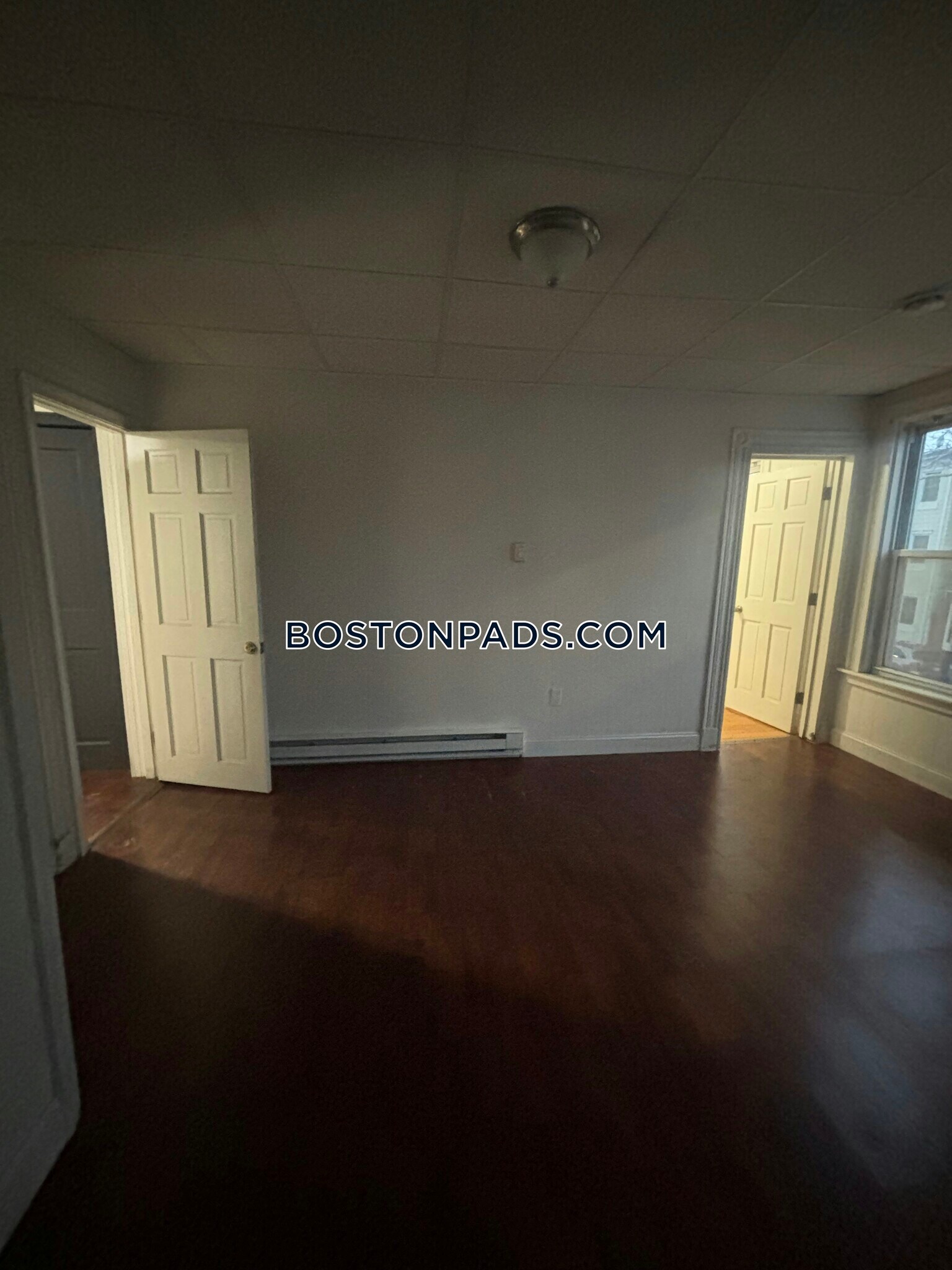 Building Photo - 289 Chelsea St