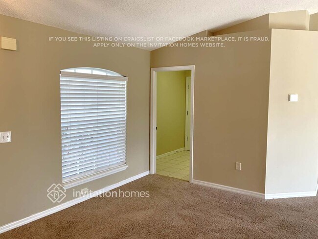 Building Photo - 639 Mercado Ct
