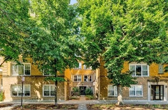 Building Photo - 2846 N Christiana Ave