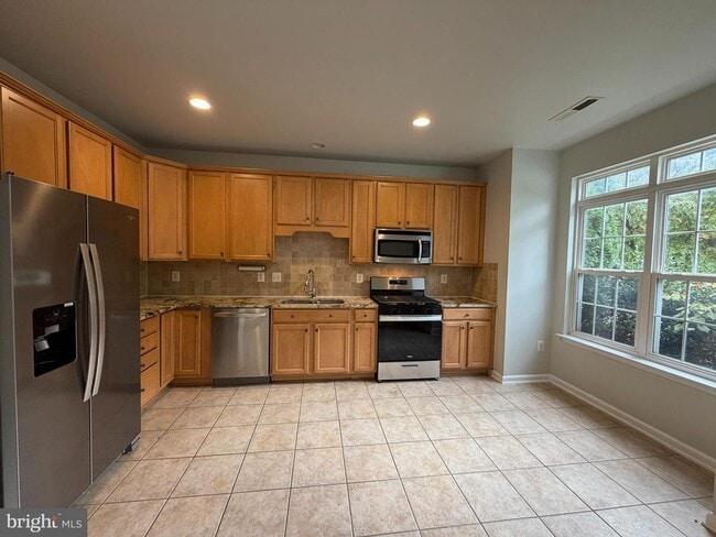 Building Photo - 412 Kintyre Ln